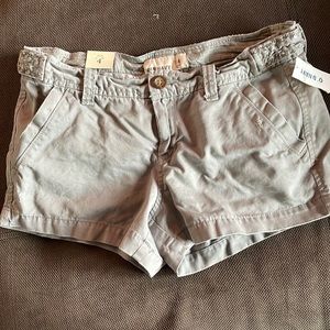 Old navy light gray trouser shorts with sequin bead detail size 4